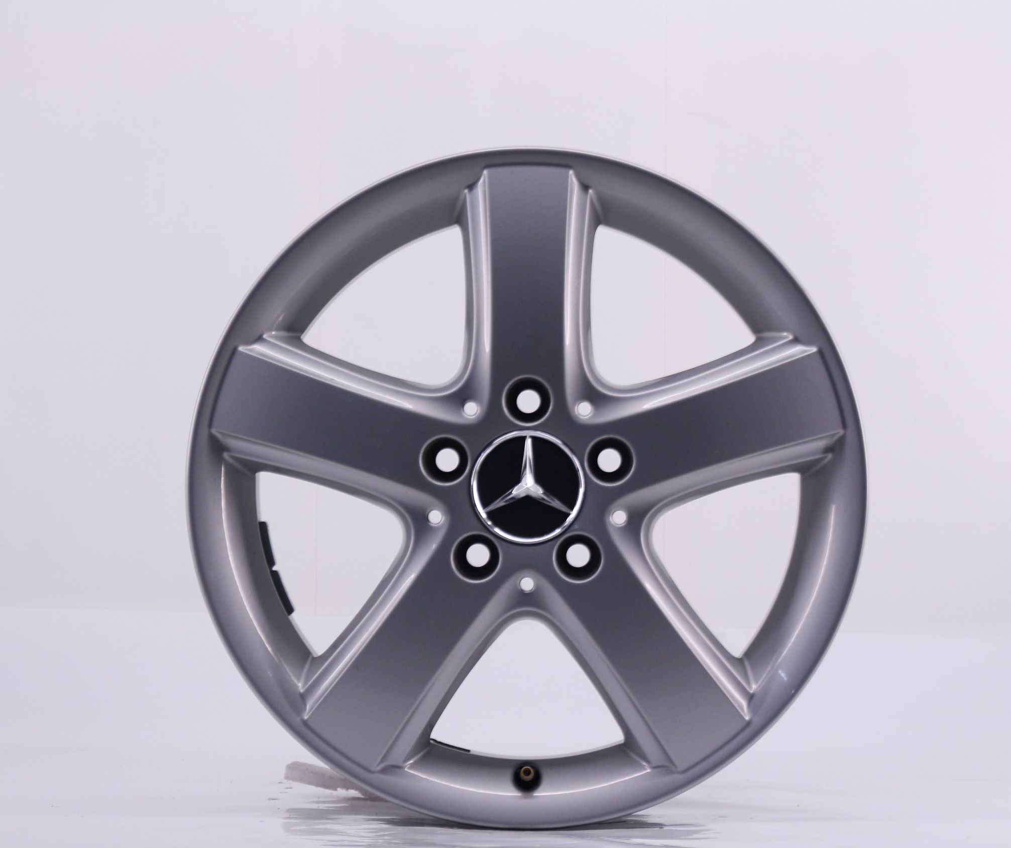 Original Mercedes Benz A Klasse W169 A1694010302 Einzelfelge 16 Zoll Mt176 Mercedes A Klasse W169 Mercedes A Klasse Mercedes Original Felgen Felgen Reifenprofi De Reifen Felgen Und Komplettrader Online Gunstig Kaufen