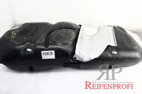 Original Suzuki Tank NEU jedoch mit Kratzer MT281*