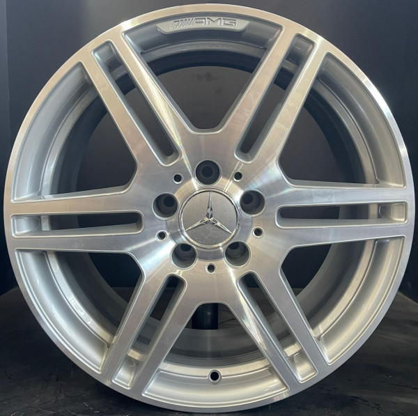 Original Mercedes E-Klasse W212 AMG 18 Zoll Felgen Satz A2124012302 8,5x18 ET48 343-A