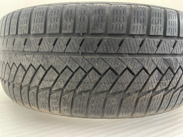 Continental Winter Contact TS850P 225/40 R18 92V DOT 2018 4,5mm S84