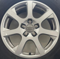 Original Audi Q5 8R 17 Zoll Felgen Satz 8R0601025E 7x17 ET37 5x112 S131