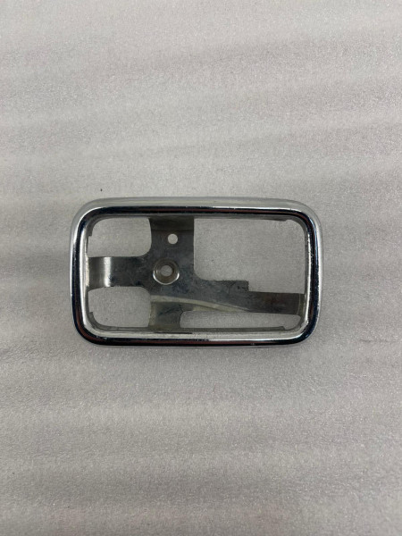 Original Mercedes-Benz W108 Griffschale links 1087660511 W109 gebraucht MT1142