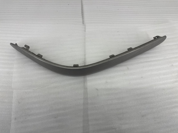 Original Mercedes C-Klasse W203 Stoßstangenzierleiste vorne rechts A2038854321 gebraucht MT1122