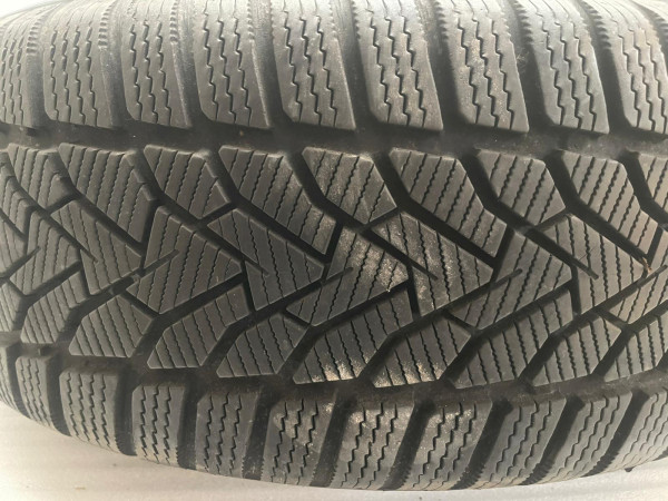 Uniroyal Winter Expert 225/60 R17 103V Winterreifen DOT 2022 7,5mm S106