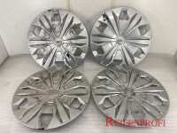 Original AUDI Q3 F3 Radkappen Radzierblenden 17 Zoll 83A601147 4 Stück 3A-F3R65