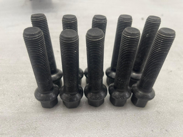 1x Radschrauben M14x1,5x60 Kugel Kugelbund Schwarz passend auf Diverse Felgen SW17 L60