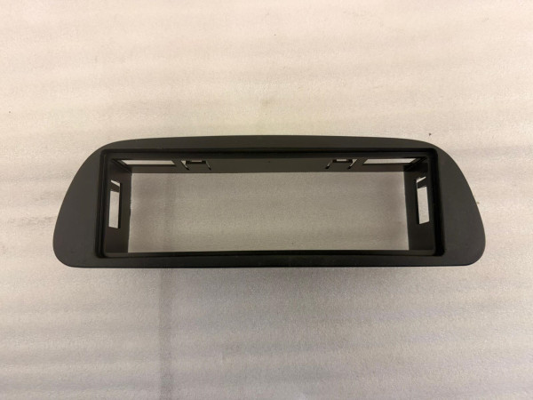 Mercedes Sprinter Radioblende W902 W903 W904 W905 Facelift 02/2000 - 03/2006 NEU MT1204