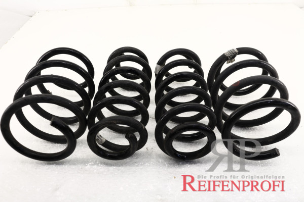 Original Audi A3 S3 8V 5Q0511115 Federsatz Federn Schraubenfeder gebraucht T66*