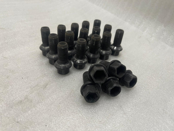 1x Radschrauben M14x1,5x28 Kugel Kugelbund Original Mercedes Vito V-Klasse SW17 L28