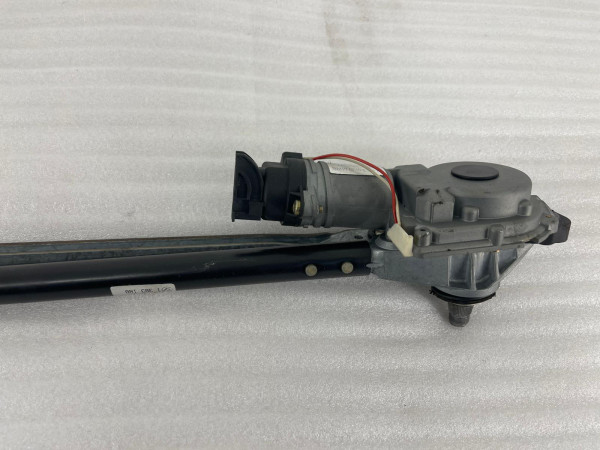 Original BMW 8er E31 Scheibenwischmotor 67108352151 Bosch gebraucht MT1005