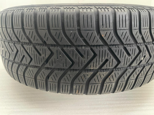 Pirelli Snow Control Serie 3 - 195/50 R16 88H DOT 2017 Winterreifen 4,0-4,5mm 304-A