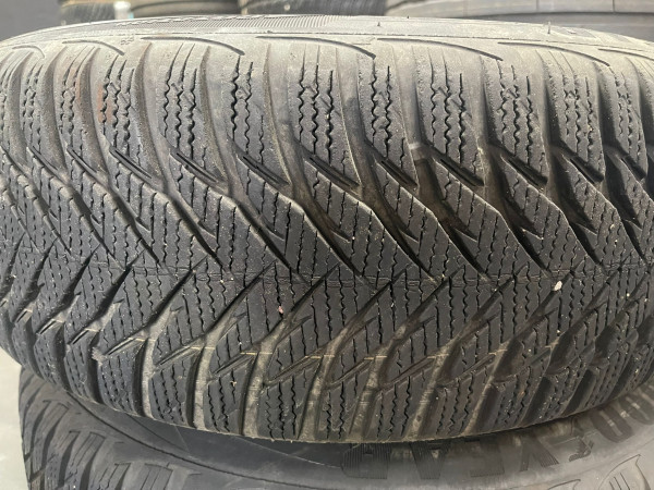 Goodyear Ultra Grip 195/55 R16 87H Winterreifen DOT 2015 5,5mm 315-A