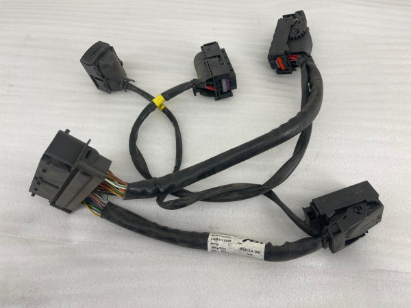 Original VW Motorsteuergerät 4H0906235 / A / B 7P6906235 / A Kabelbaum gebraucht MT907