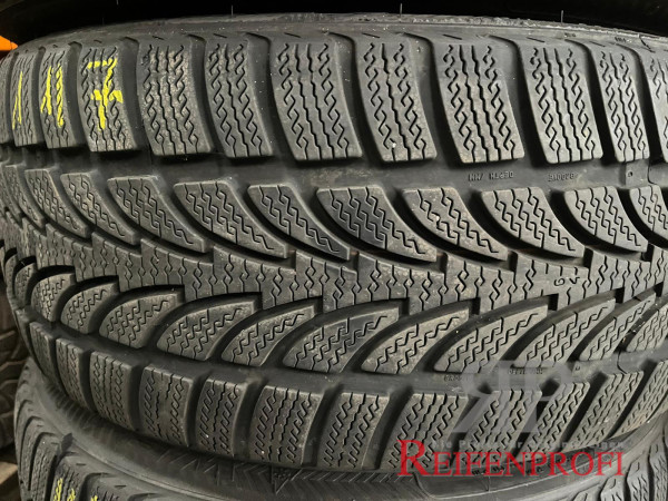 Nokian WR 235/35 R19 87V NO Winterreifen DOT 11 7mm 318-A*