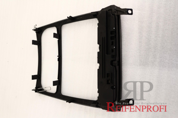 Original Mercedes W203 A2036830214 Mitte Sonstiges Einzelteil Innenraum Interieur gebraucht MT749