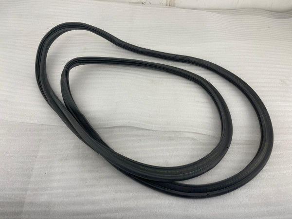 Original Audi A8 Dichtung Heckklappe Dichtgummi Kofferraum 4E0827705E Neu NEU FA5201