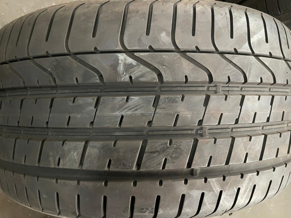 Pirelli Pzero MO 265/35 R18 97Y Sommerreifen DOT 2021 7mm