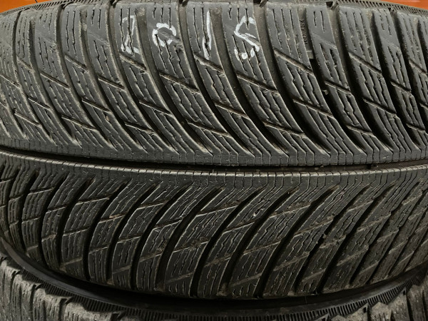 Michelin Pilot Alpin 5 225/40 R19 93W Winterreifen DOT 2020 5mm 309-A