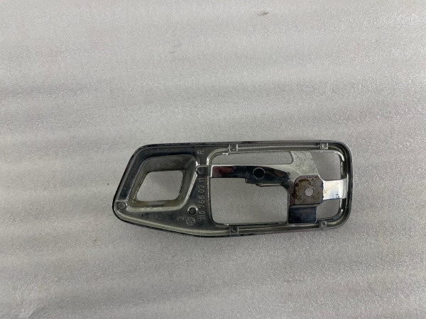 Original Mercedes-Benz W116 W123 Griffmulde Türöffner Chrom rechts 1167660211 gebraucht MT1141