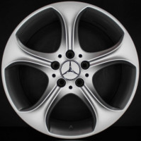 Original Mercedes Benz C-Klasse W205 A2054010600 18 Zoll Felgen Satz 7,5x18 ET44