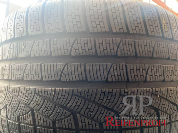 Pirelli Sottozero W240 Serie II Winterreifen 295/30 R19 100V DOT 17 7,5mm W5