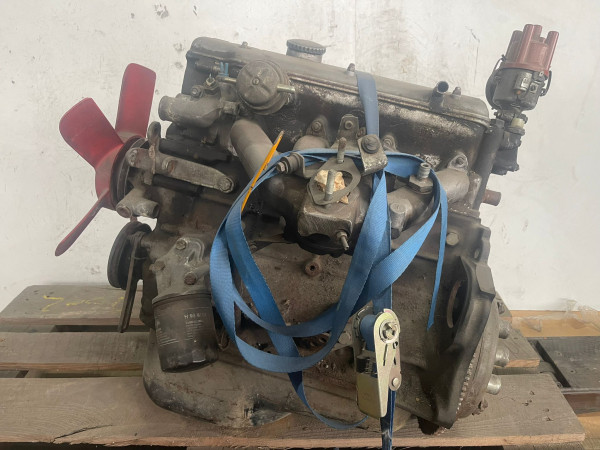 Original BMW 02 M10 10G76 Motor 1255157 gebraucht M3