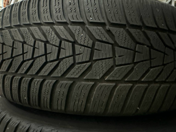 Hankook Winter Icept EVO3 225/55 R18 102V Winterreifen DOT 2023 6mm 334-C