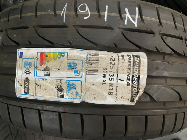 Bridgestone Potenza S001 225/35 R18 87W AO Sommerreifen DOT 2019 Ungefahren