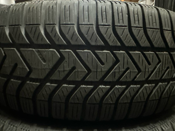 Pirelli Sottozero W210 205/55 R16 91H Winterreifen DOT 2016 3mm 352-B