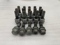 20x Radschrauben M14x1,5 Original Porsche 9PA Cayenne Audi Q7 4L SW19 L35