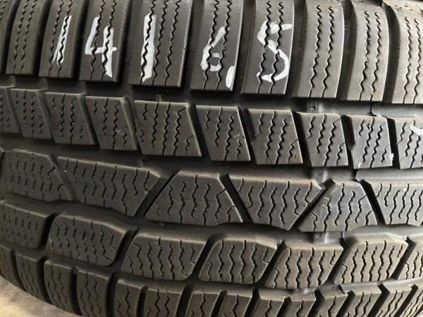 Continental Winter TS830P AO 225/50 R17 94H Winterreifen DOT 14 4,5mm 303-304-A