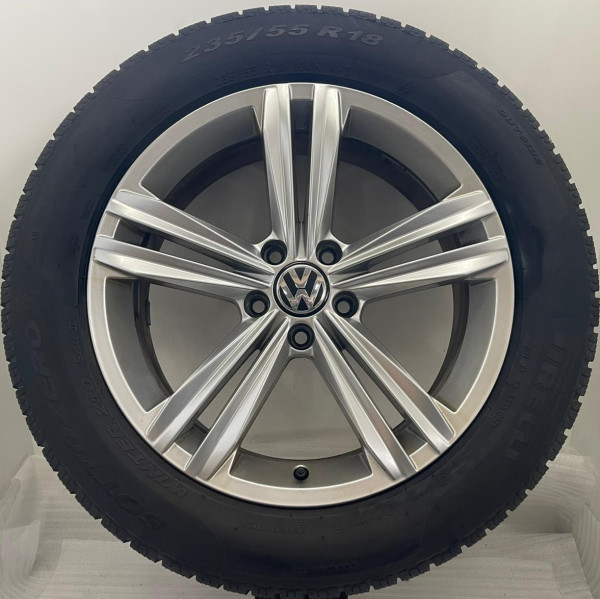 Original VW Tiguan II 18 Zoll 7x18 ET43 Winterräder Sebring 5NA601025M 235/55 R18 331-B